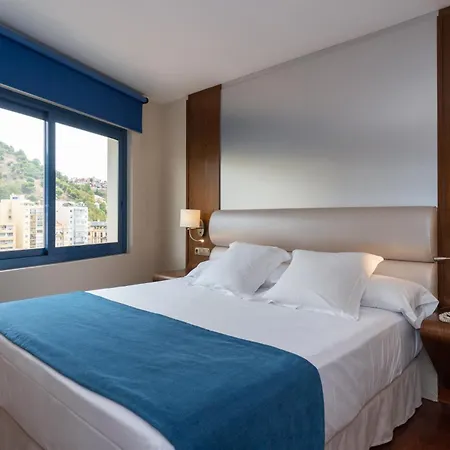 Ms Maestranza Centro Ξενοδοχείο 4*