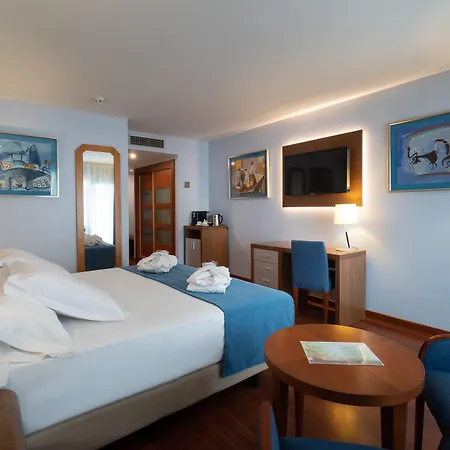 Ms Maestranza Centro 4*