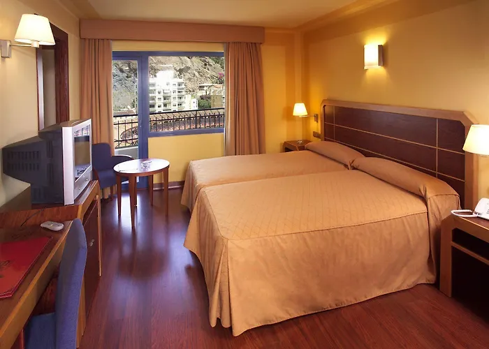 Hotel Ms Maestranza 4*